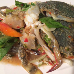 ยำปูม้า