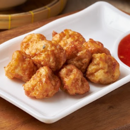 ลูกชิ้นหมูทอด (เดลิเวอรี่)