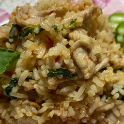 ข้าวกะเพราคลุก(หมูชิ้น)