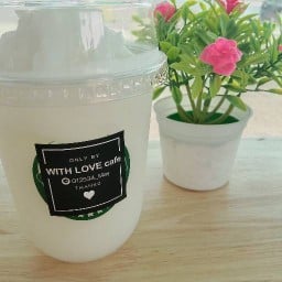 WITH LOVE cafe สาขา1