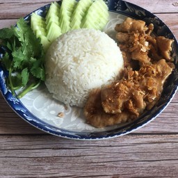 ข้าวหมูนุ่มกระเทียมพริกไทย ((( ขายดี )))