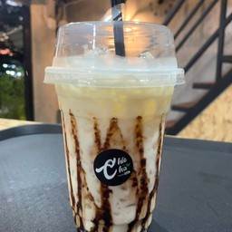 นมสดช็อกโกแลตคาราเมล และนมสดววานิลา