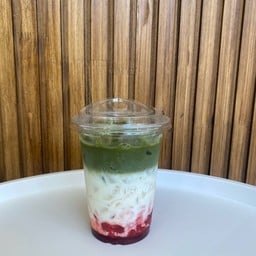 มัทฉะสตอเบอรี่