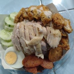 อิ่มอร่อย/ข้าวมันไก @ตลาดสดกะทู้