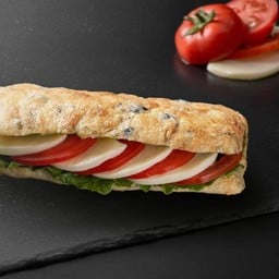 Tomato & mozzarella