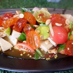 ยำหมูยอ+ไข่แดง