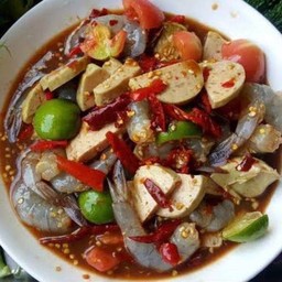 Fresh Shrimp Salad With Vietnamese Sausage