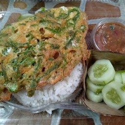 ข้าวไข่เจียวชะอม+น้ำพริกกะปิ