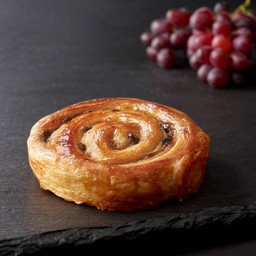 Raisin Danish roll