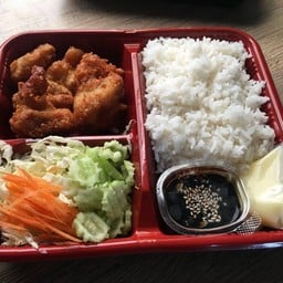 [อร่อยซ่ากับโค้ก] SET ข้าวหน้าไก่กรอบเทริยากิ+สลัดผัก +  โค้ก ออริจินัล (ขวด)