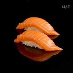 Nigiri Salmon