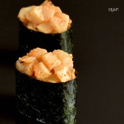 Spicy Scallop Nigiri