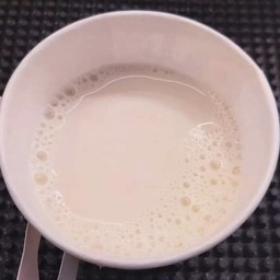 นมสดขาวร้อน