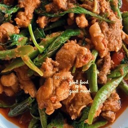 โฟร์ทอาหารตามสั่งที่บ้าน 904/1 หมู่ 4 ซอยวัดด่าน14 ที่ดินทองซอย6  เลยลูกระนาดมา1ลูกร้านอยู่ขวามือ