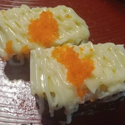 ชีสนม