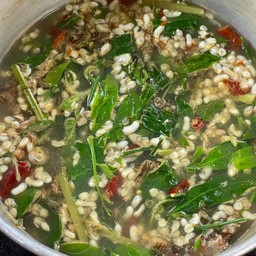 แกงผักหวานใส่ไข่มดแดง