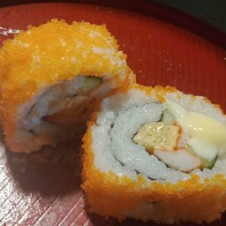 มากิโรลไข่กุ้ง