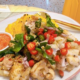 ข้าวไข่ข้น ไข่ปลาหมึกผัดพริกเกลือ