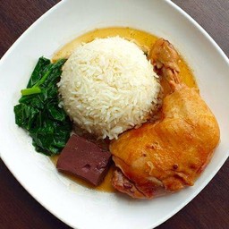 ข้าวหน้าไก่อบจัมโบ้