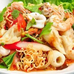 ยำมาม่ารวมมิตร