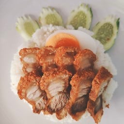 ข้าวหมูกรอบ