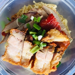 บะหมี่เป็ด+หมูกรอบ