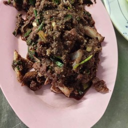 ก้อยขมเนื้อคั่วสุก