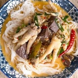 T&pขนมจีนน้ำยากะทิซุปเปอร์ไก่