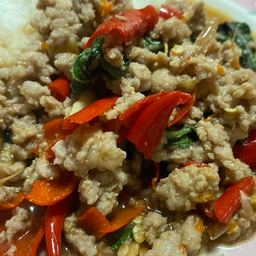 กะเพราหมูสับ (เป็นกับข้าว)