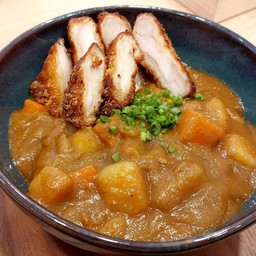 อุด้งแกงกะหรี่ หมูทอด