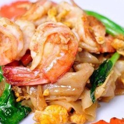 ผัดซีอิ๋วเส้นใหญ่ทะเล