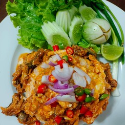 ครัวหมูแหม่ม กะเพราไข่ข้น