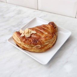 Apple Cinnamon Turnover