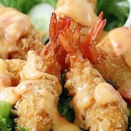 สลัดกุ้งกรอบ