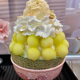 B 19 บิงซูนมสดเมล่อนญี่ปุ่น (ใช้ผลไม้สด 100%) (Size L)