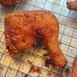 สะโพกไก่ ทอด