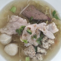 บะหมี่น้ำใส