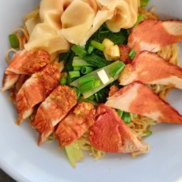 ชายสี่ บะหมี่เกี๊ยว ชายสี่บะหมี่เกี๊ยว ลาดพร้าว42/1 ข้าง 7-11 (18066)