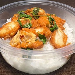 ข้าวกระเพราไก่กร๊อบแกร๊บ..