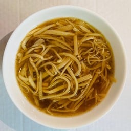 หน่อไม้ล้วน