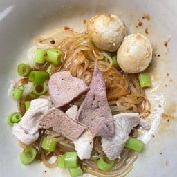 ก๋วยเตี๋ยวเรือตัวลาย