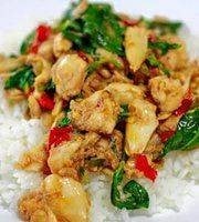 กระเพราหลังห้อง