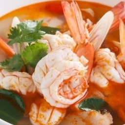 โวยวายตามสั่ง