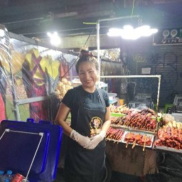 ส้มตำแม่ย่า (ถนนข้าวสาร) ถนนข้าวสาร