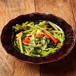 ผัดผักบุ้งไฟแดง