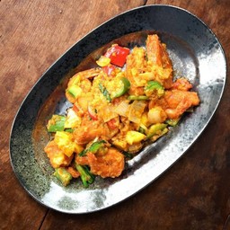 กุ้งทอดซอสไข่เค็ม