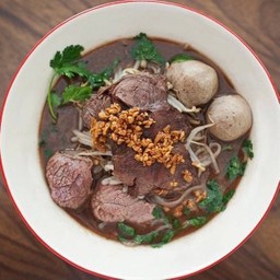 ก๋วยเตี๋ยวเรือและอาหารตามสั่ง ออโต้