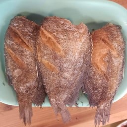 ร้านข้าวปลาแกะ ปลาแดดเดียว