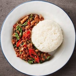 ข้าวราดผัดกะเพรา plant based