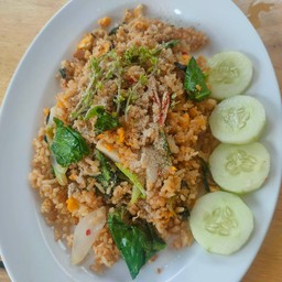 ข้าวผัดคลุกกะเพรา